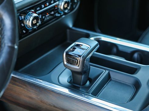 Used 2022 GMC Sierra 1500 SLT image 20