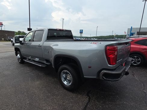 New 2026 Chevrolet Silverado 3500 LT w/ All Star Edition AWD/4WD image 6