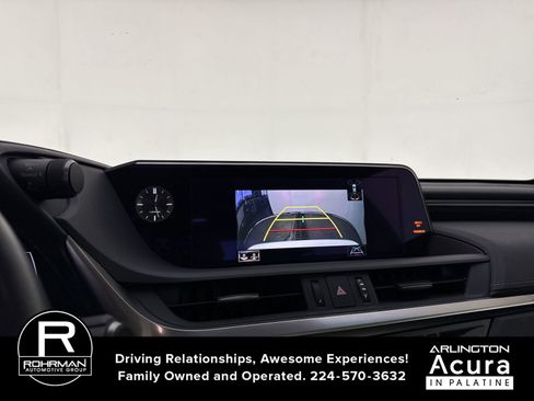 Used 2021 Lexus ES 300h w/ Premium Package image 9