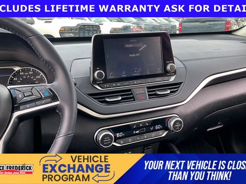 Used 2020 Nissan Altima 2.5 SV image 6