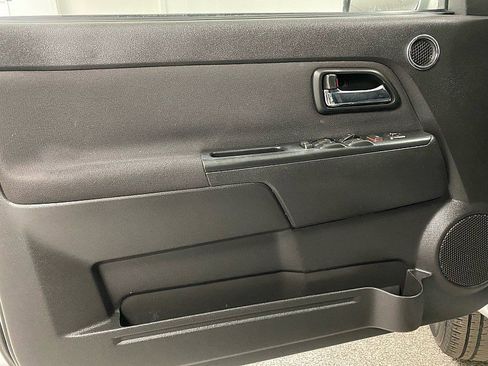 Used 2010 Chevrolet Colorado LT image 17