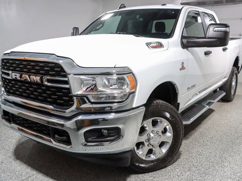 Used 2024 RAM 2500 Big Horn image 32