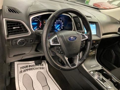 Used 2019 Ford Edge SEL AWD/4WD image 7