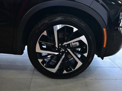 Used 2024 Mitsubishi Outlander SEL Black Edition AWD/4WD image 48