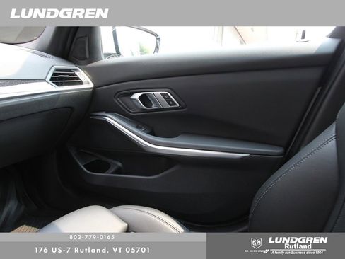 Used 2022 BMW 330i xDrive Sedan w/ Premium Package image 24