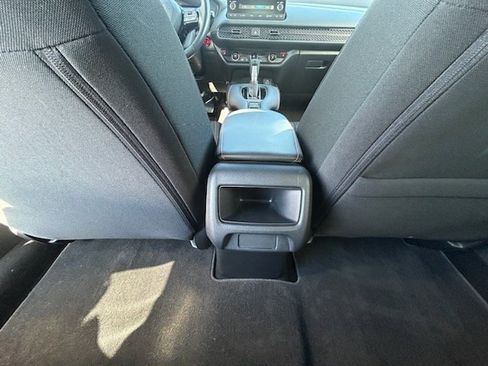 Used 2024 Honda HR-V Sport image 9