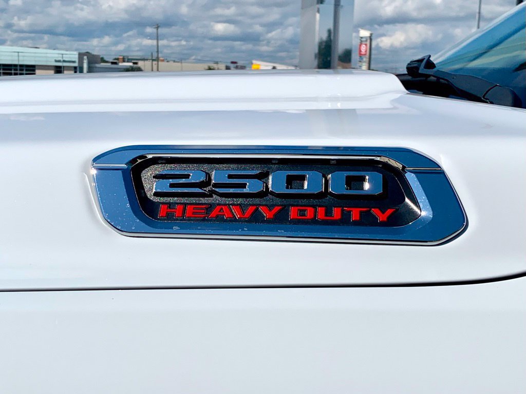 Used 2024 RAM 2500 Limited AWD/4WD image 11