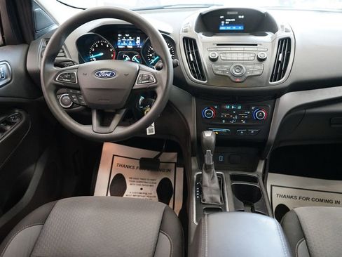 Used 2017 Ford Escape SE FWD image 11