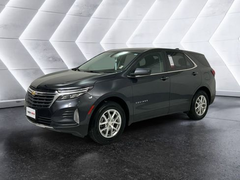 Used 2022 Chevrolet Equinox LT image 3