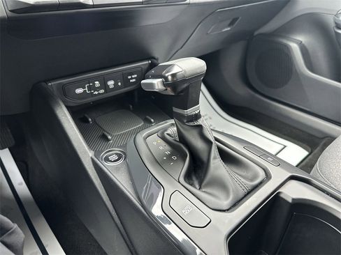 Used 2025 Kia K4 EX image 19