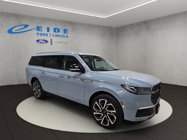 New 2027 Lincoln Navigator L Reserve AWD/4WD image 1