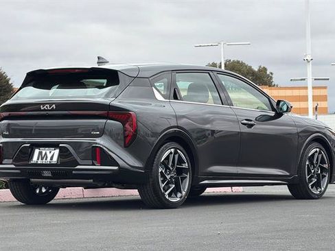 New 2026 Kia K4 GT-Line FWD image 4