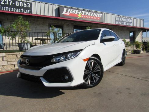 Used 2017 Honda Civic EX image 1