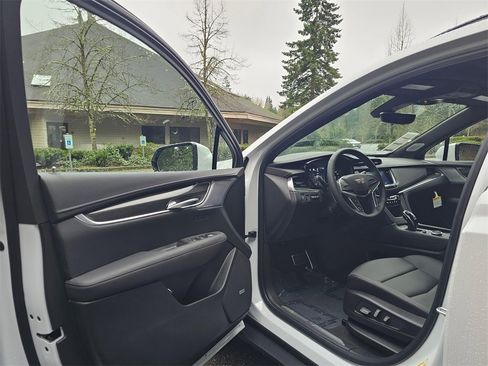 New 2026 Cadillac XT5 Sportv image 22