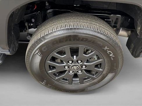 Certified 2025 Toyota 4Runner SR5 AWD/4WD image 9