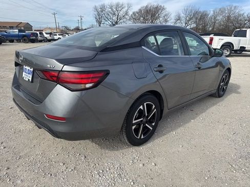 Used 2024 Nissan Sentra SV image 6