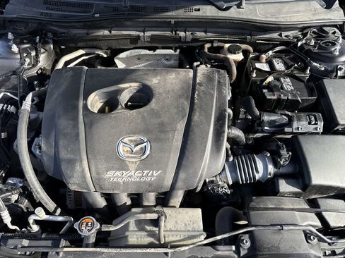 Used 2017 MAZDA MAZDA3 Sport w/ Preferred Equipment Package image 12