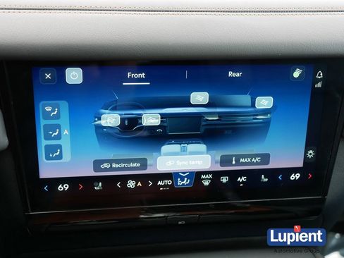 Used 2025 Lincoln Navigator Black Label AWD/4WD image 22