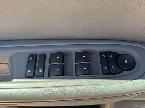 Used 2017 Chevrolet Traverse LT AWD/4WD image 13