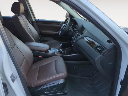 Used 2017 BMW X3 sDrive28i RWD image 15