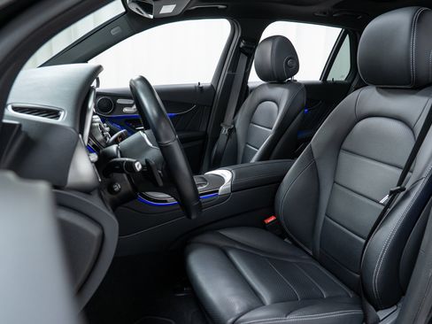 Certified 2022 Mercedes-Benz GLC 300 4MATIC w/ AMG Line image 13