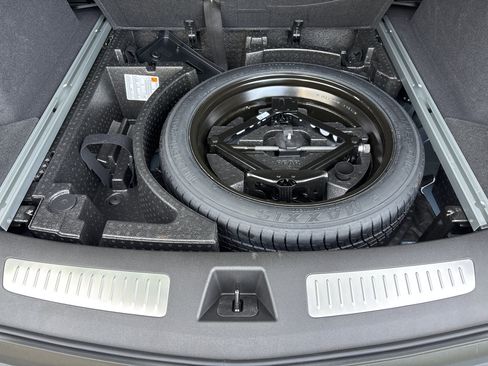 Used 2025 Cadillac XT5 Premium Luxury image 37