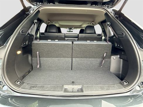 New 2025 Mitsubishi Outlander SE image 28