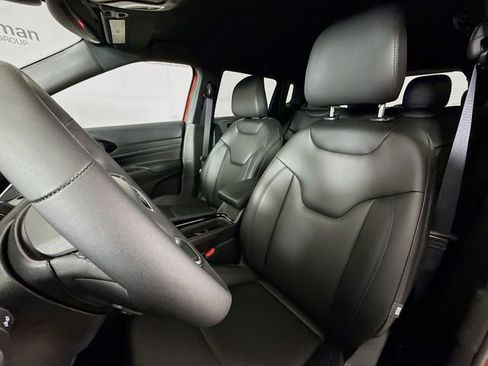 New 2026 Jeep Compass Limited image 19