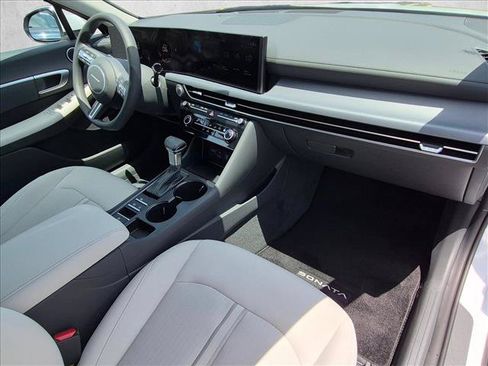 Certified 2026 Hyundai Sonata SE FWD image 23