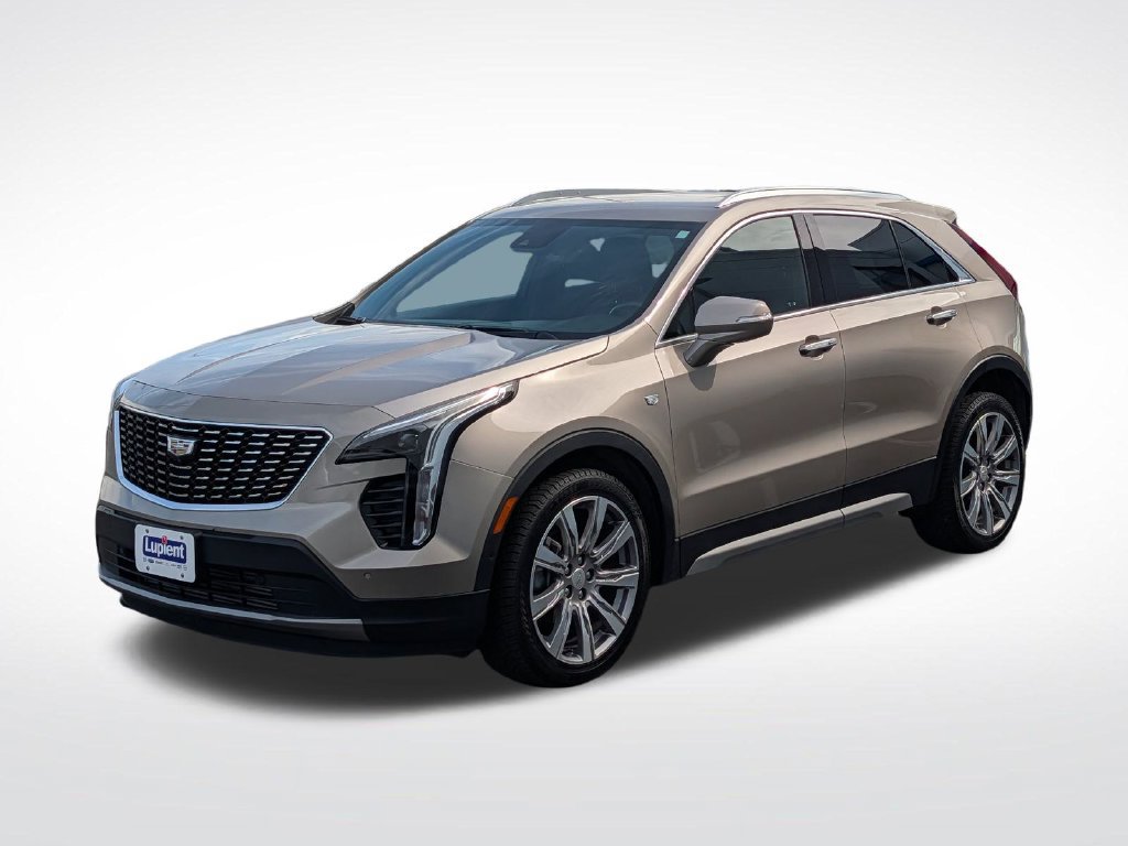 Used 2022 Cadillac XT4 Premium Luxury w/ Enhanced Visibility Package FWD image 11