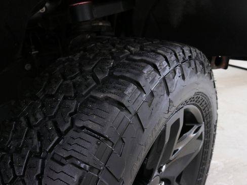 Used 2020 Chevrolet Silverado 1500 Custom Trail Boss w/ Custom Convenience Package image 31