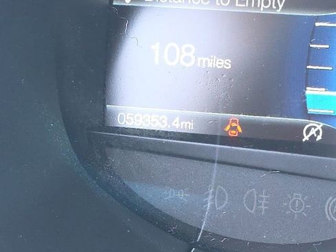 Used 2019 Ford Edge Titanium image 19