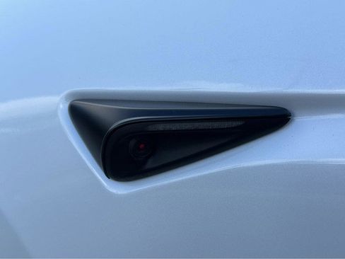 Used 2024 Tesla Model 3 Long Range image 37