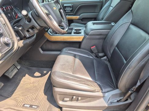 Used 2018 Chevrolet Silverado 1500 LTZ w/ Sport Package AWD/4WD image 13