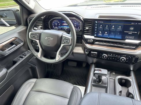 Used 2024 Chevrolet Silverado 1500 LT Trail Boss w/ Convenience Package II AWD/4WD image 26