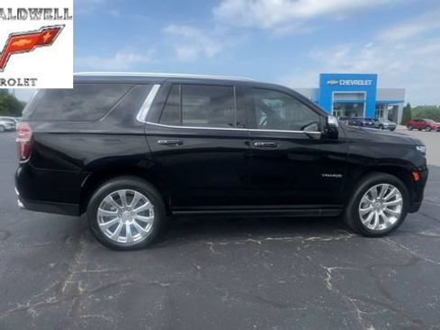 Used 2023 Chevrolet Tahoe Premier AWD/4WD image 9