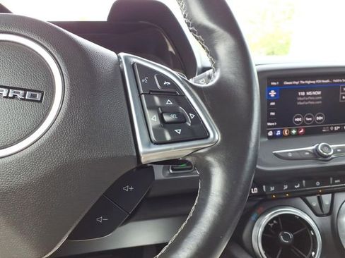 Used 2022 Chevrolet Camaro LT RWD image 14