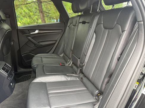 Used 2018 Audi SQ5 Prestige w/ Prestige Package AWD/4WD image 40