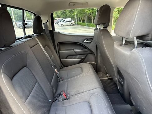 Used 2017 Chevrolet Colorado LT w/ LT Convenience Package AWD/4WD image 28