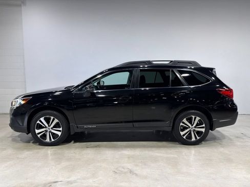 Used 2018 Subaru Outback 2.5i Limited w/ Popular Package #2 AWD/4WD image 5