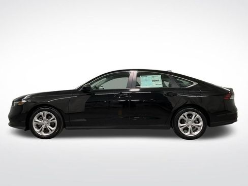 Certified 2025 Honda Accord LX image 29