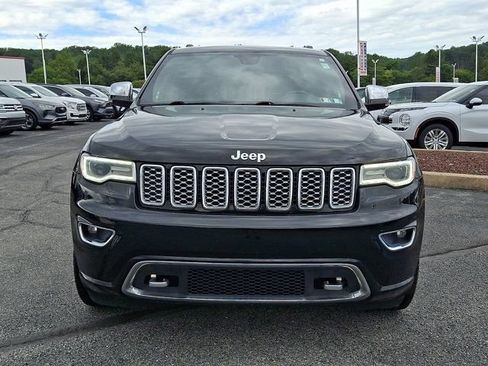 Used 2018 Jeep Grand Cherokee Overland AWD/4WD image 2