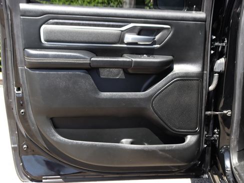 Used 2020 RAM 1500 Big Horn AWD/4WD image 32
