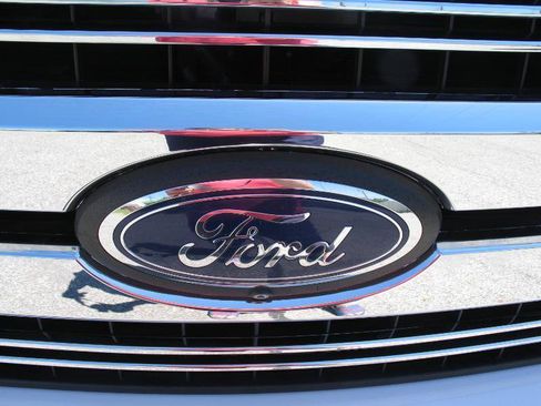 Used 2019 Ford F150 Lariat w/ Equipment Group 502A Luxury AWD/4WD image 78