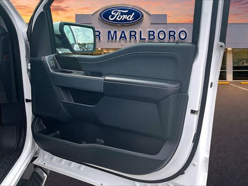 Used 2021 Ford F150 Lariat w/ FX4 Off-Road Package AWD/4WD image 25