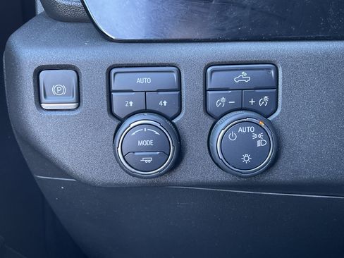 Used 2023 Chevrolet Silverado 1500 LT w/ Protection Package image 19