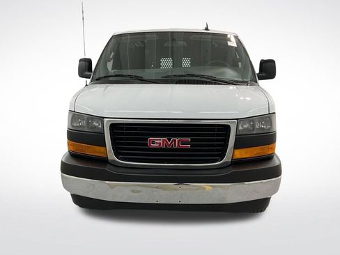 Used 2024 GMC Savana 2500 w/ Driver Convenience Package RWD image 5