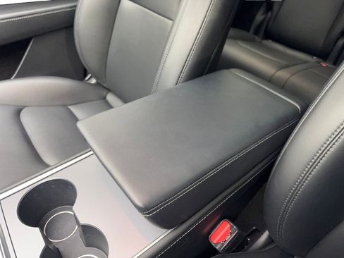 Used 2023 Tesla Model Y Long Range image 67