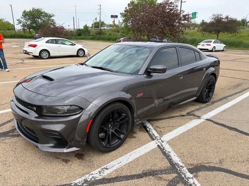 Used 2022 Dodge Charger Scat Pack RWD image 2
