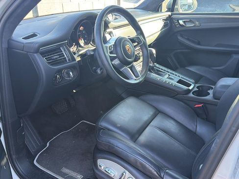 Used 2021 Porsche Macan GTS AWD/4WD image 5